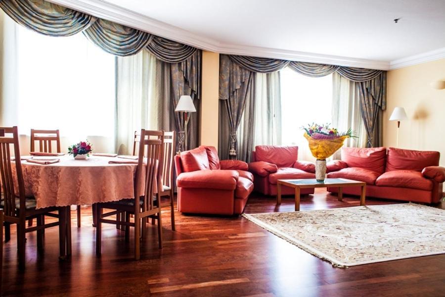 River Palace Otel